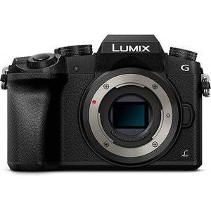 Panasonic LUMIX G DMC-G70KAEGK System Camera (16 Megapixels, OLED Viewfinder, 7.5 cm OLED Touch Screen, 4K Photo and Video) with Lens H-FS14042E Black